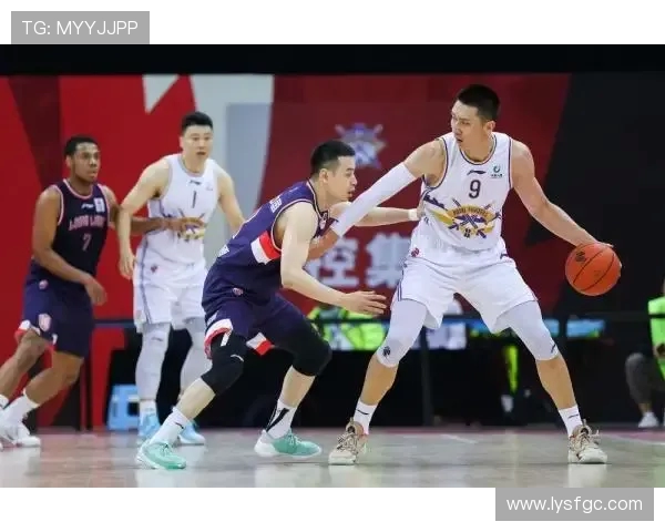 北京与广东季后赛精彩回放分析及关键时刻解读