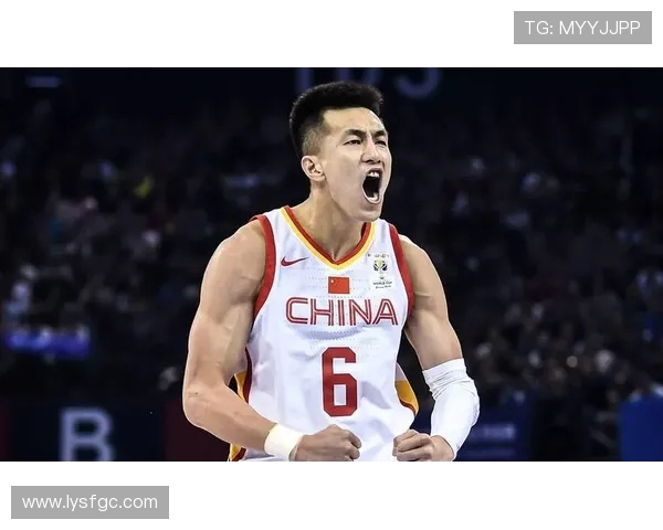 郭艾伦领衔中国男篮新征程展现拼搏精神与团队合作的魅力